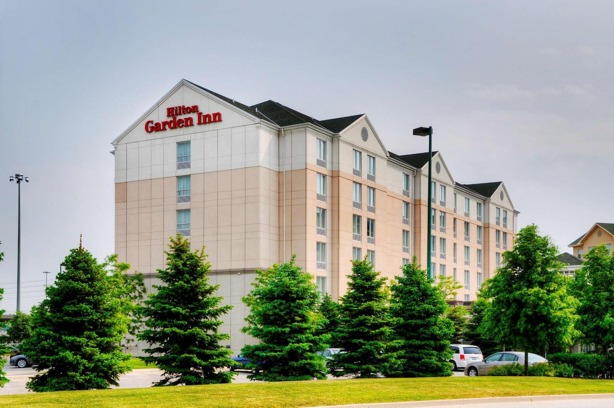 Hilton Garden Inn Toronto/Burlington Exterior photo